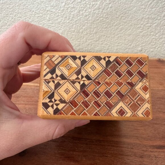 Himitsu-Bako Wooden Japanese Puzzle Box - Picture 5 of 5